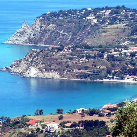 Lucy Apartament 01 Santa Maria (Vibo Valentia)